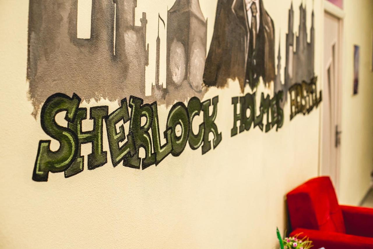 Sherlock Holmes Hostel Bakú Exterior foto